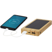 Alata bamboe powerbank van 8000 mAh op zonne-energie - Topgiving